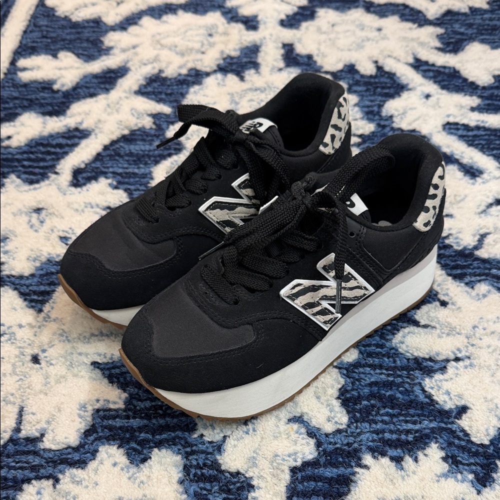 New Balance 574 Platform Women's Sneakers